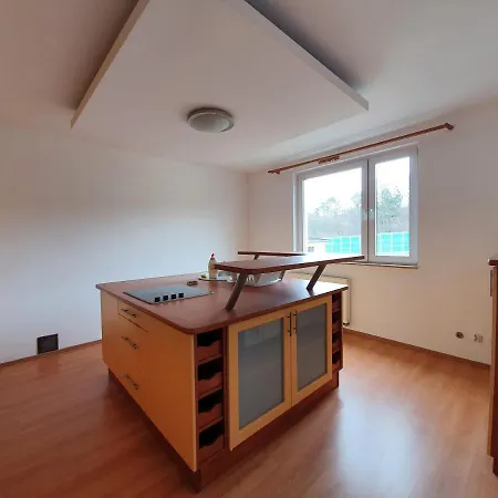 Dom 3-Poziomowy Gdynia Leszczynki Feriehus Gdynia